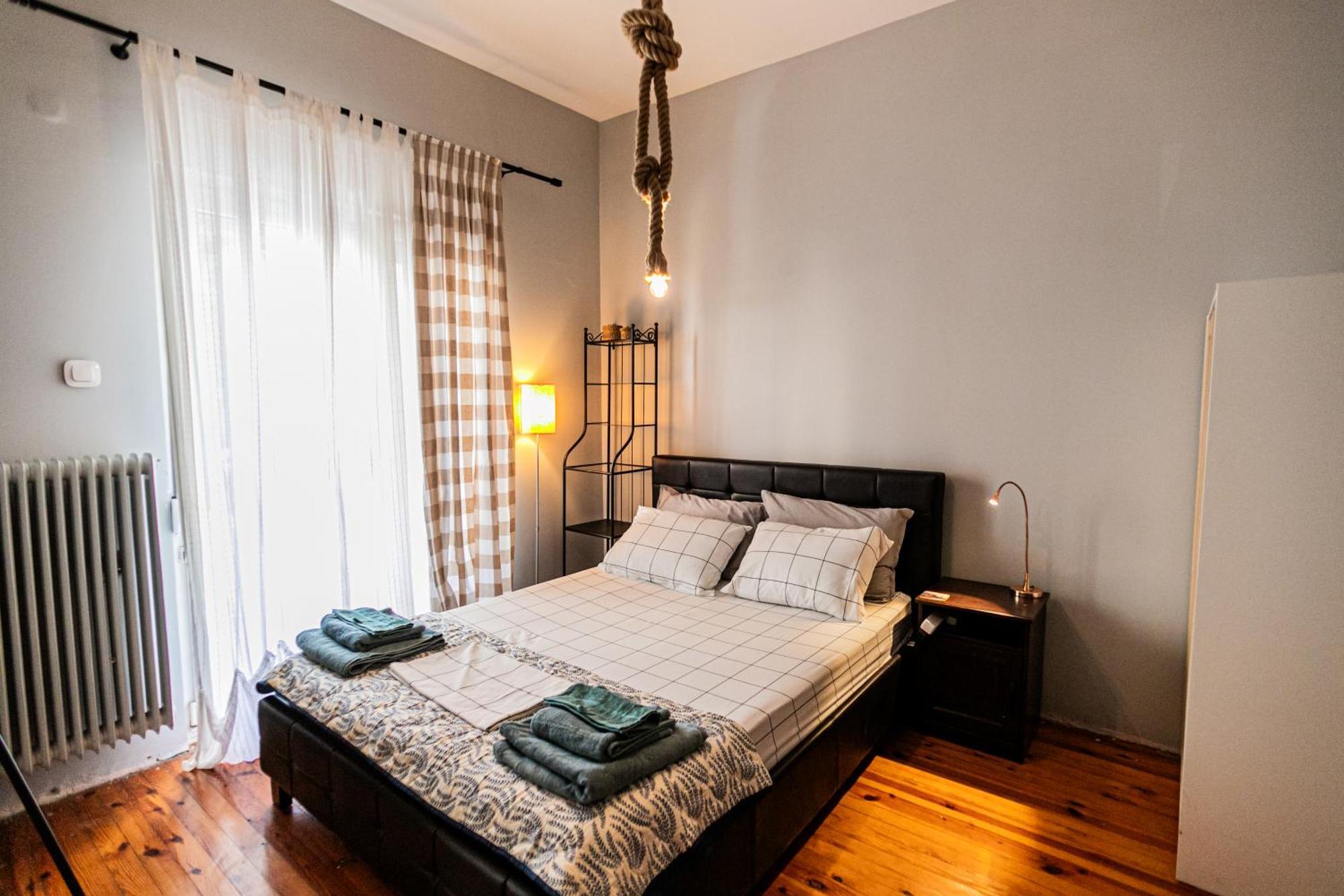 Semi's Loft *